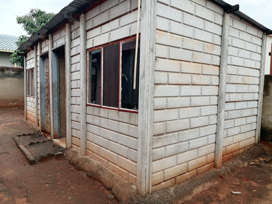 2 Bedroom Property for Sale in Tlhabane West North West